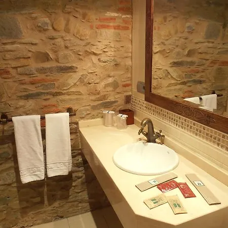 Virgen De La Encina 2* Ponferrada