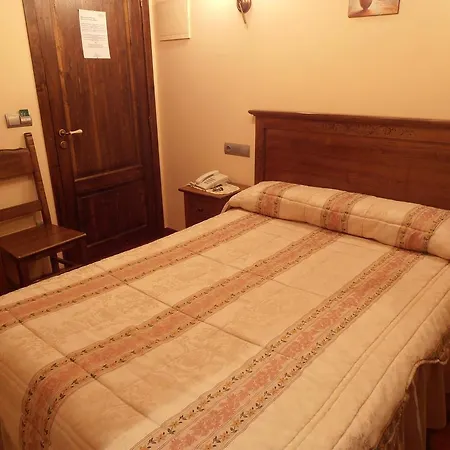 Virgen De La Encina Ponferrada