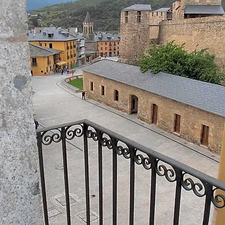 Virgen De La Encina