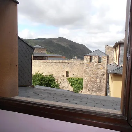 Virgen De La Encina 2* Ponferrada