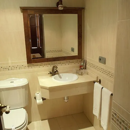 Szálloda Virgen De La Encina 2*