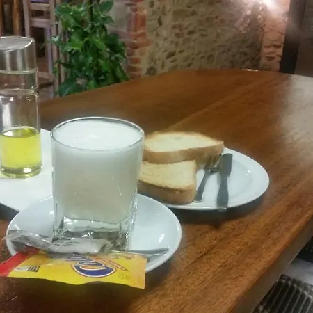 Virgen De La Encina Szálloda