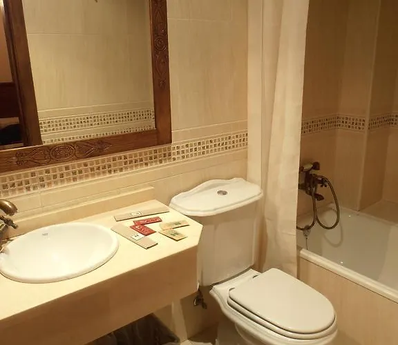 Virgen De La Encina Hotel Ponferrada