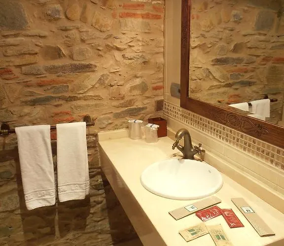 Virgen De La Encina 2* Ponferrada