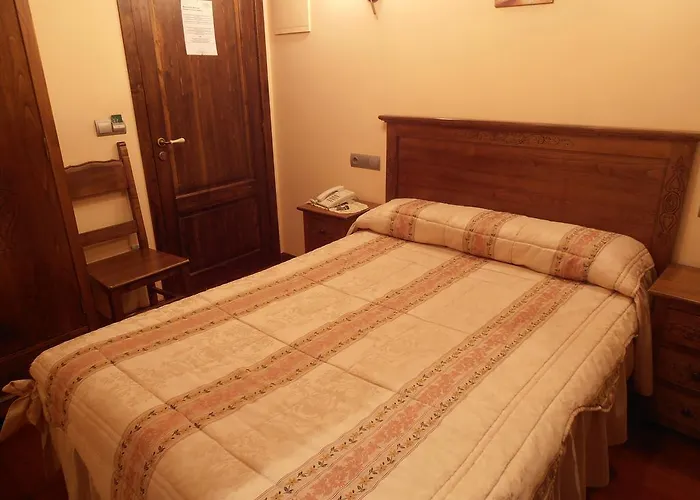 Virgen De La Encina Ponferrada