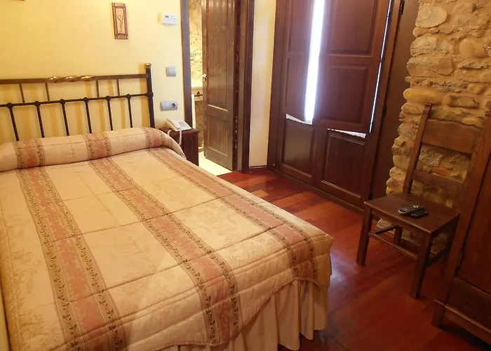 Virgen De La Encina 2*