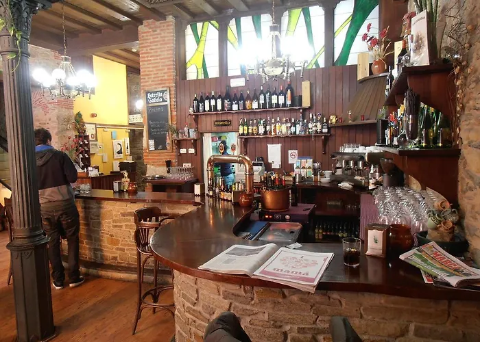 Hotel Virgen De La Encina 2*